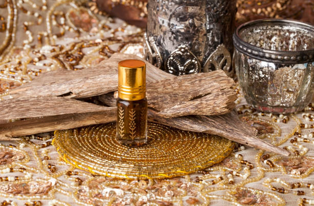 Agarwood perfume